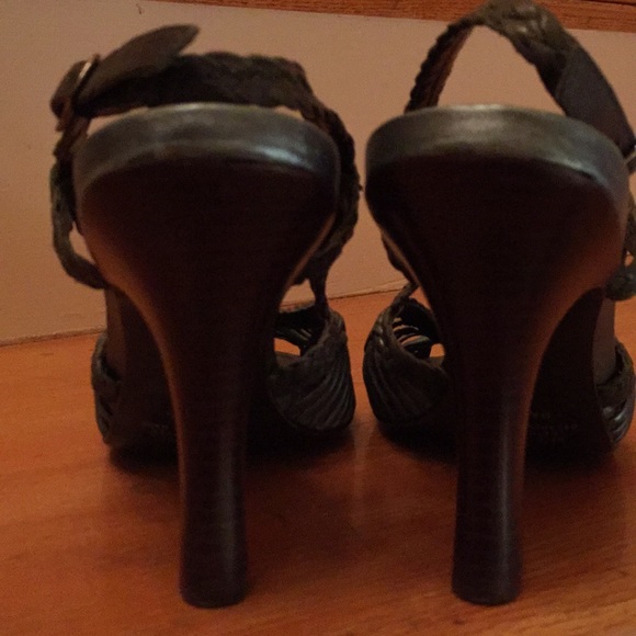 Carlos Santana metallic blue “BARREL” slingback - Picture 5 of 8